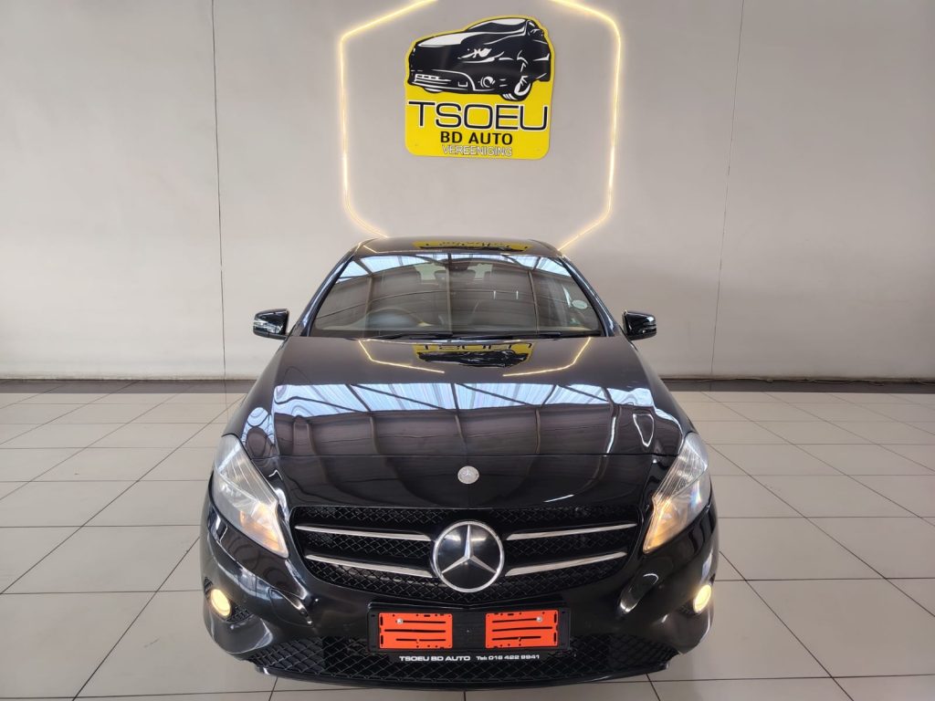 2014 MERCEDES A200