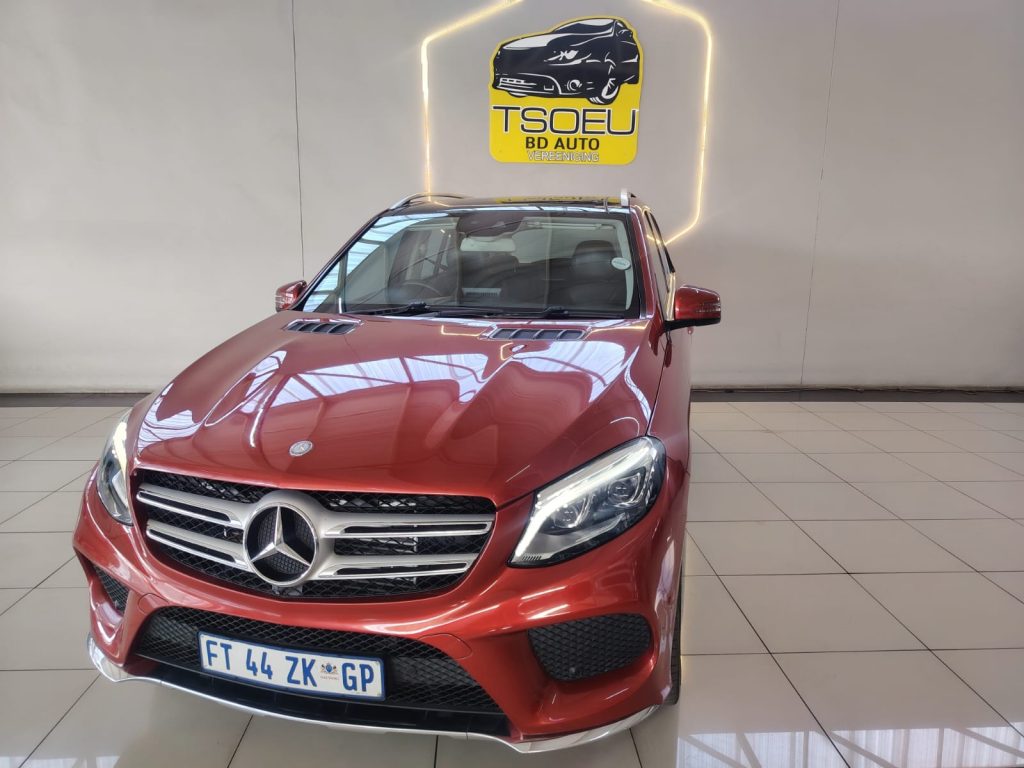 2017 MERCEDES 4MATIC